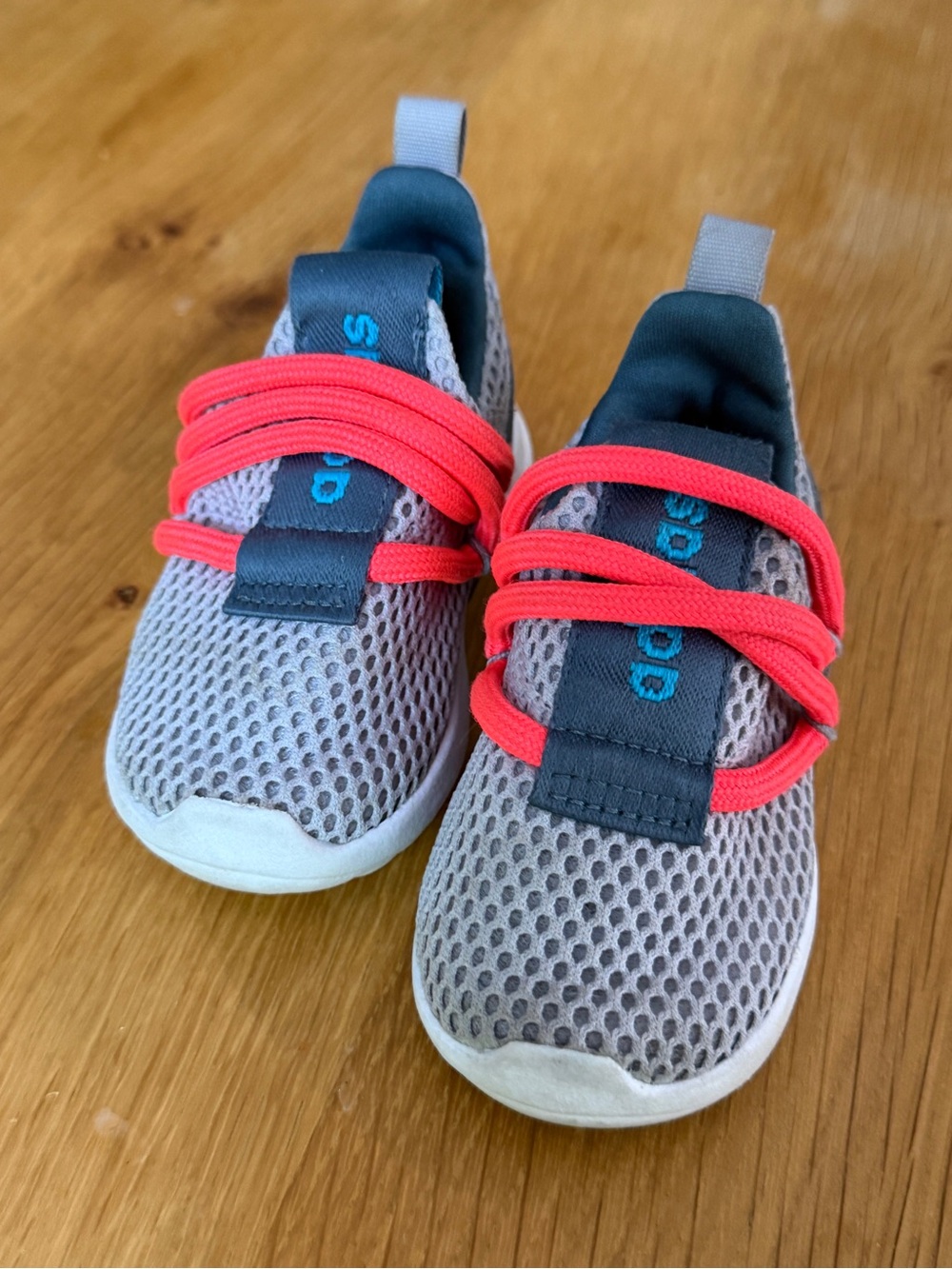 Adidas Lite Racer Grey Mesh Kids Sneakers with Coral Laces - Excellent